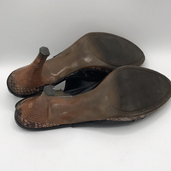 Liz Claiborne Jacqueline shiny black peep-toe slingbacks, size 8M - Picture 7 of 8